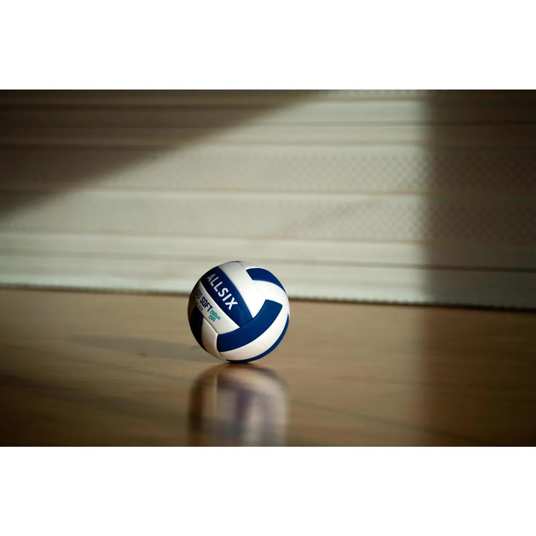 260-280 g Volleyball for Over-15s V100 Soft - Blue/White