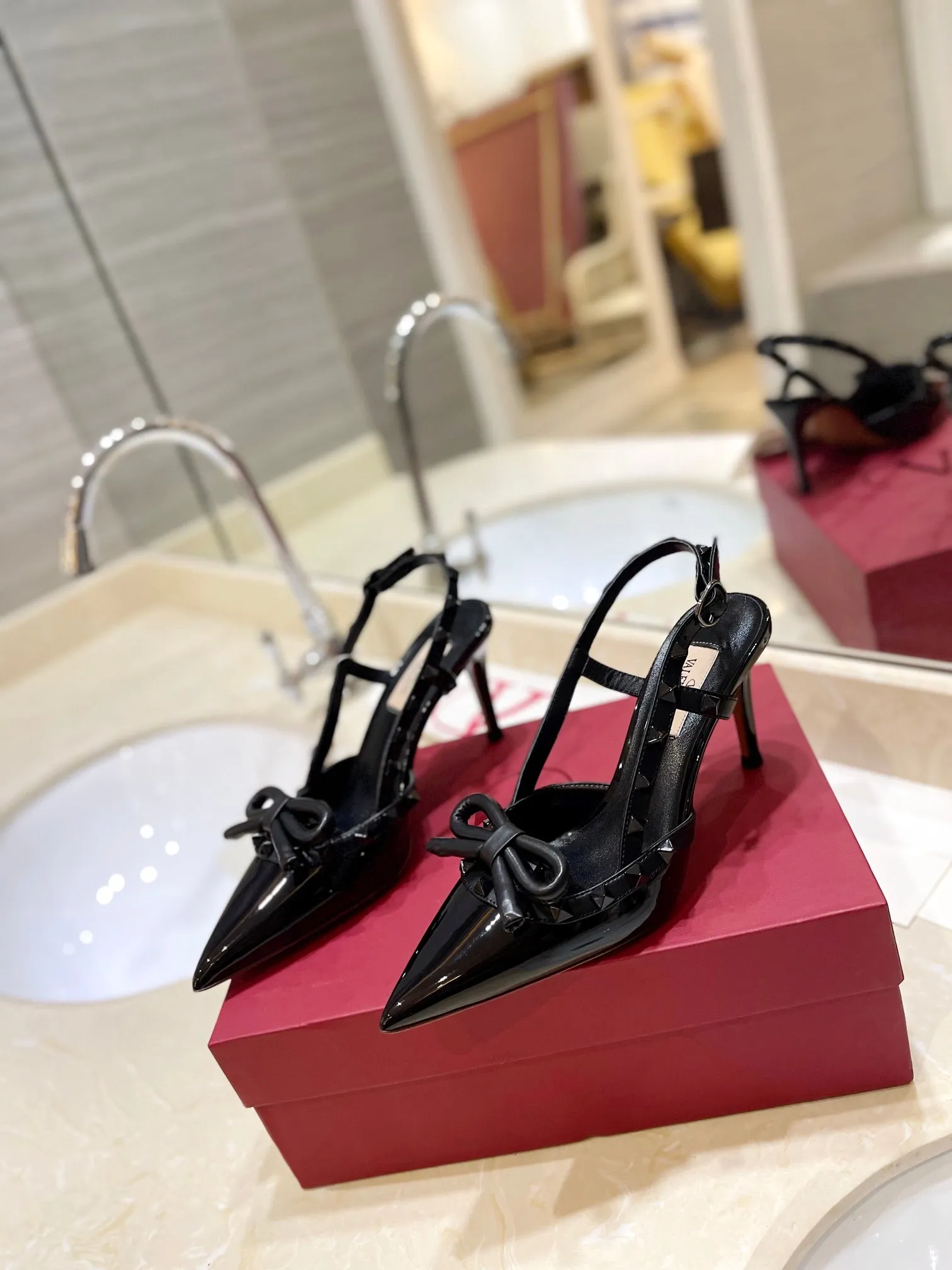 3 Colors Studded Bow High Heeled Sandals