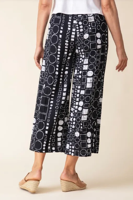 34167 - Express Travel Circle Crop Pant