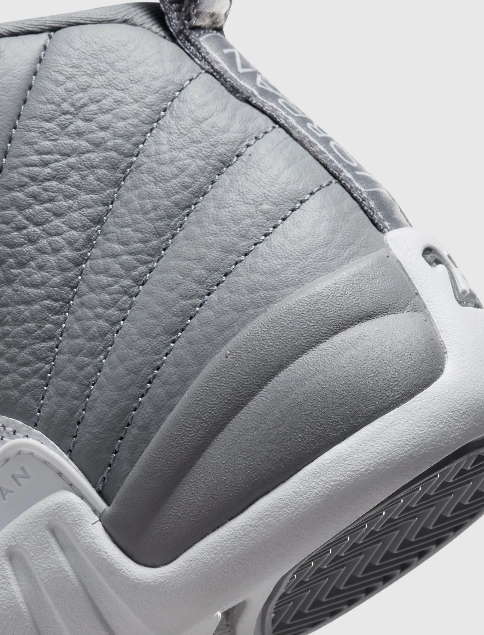 AIR JORDAN 12 RETRO "STEALTH" TD
