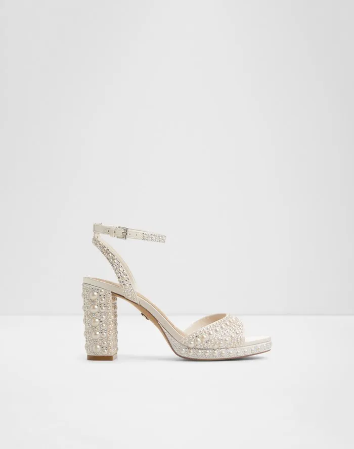 Alluring / Heeled Sandals