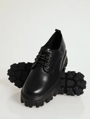 Chunky Oxford Lace-Up Sneaker - Black