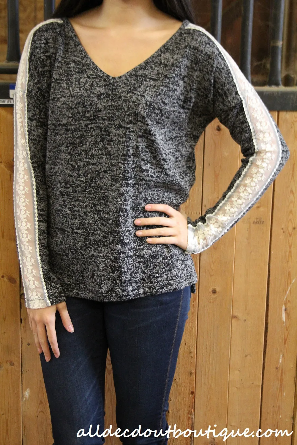 Double Zero | Lace Accent Top Black