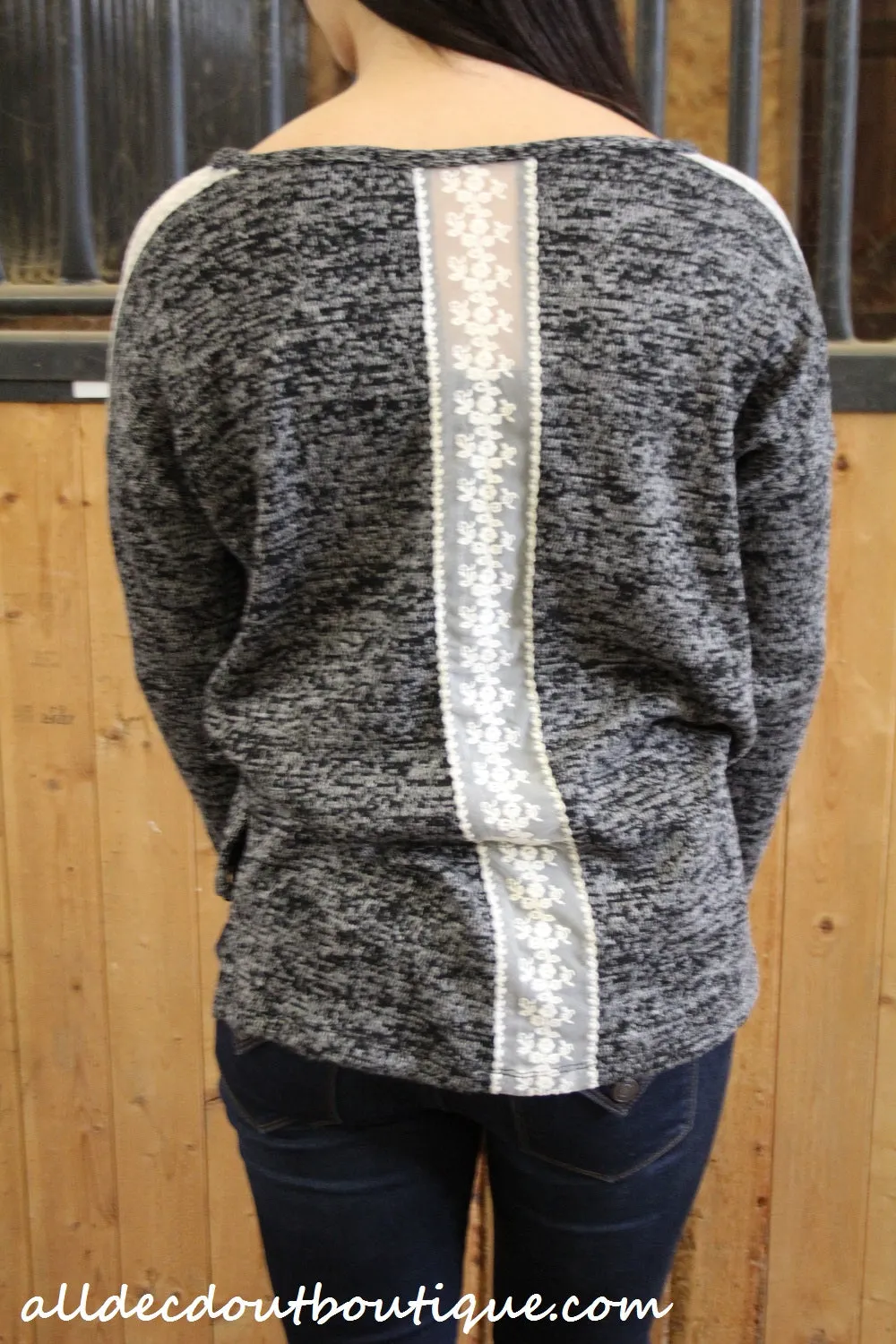 Double Zero | Lace Accent Top Black