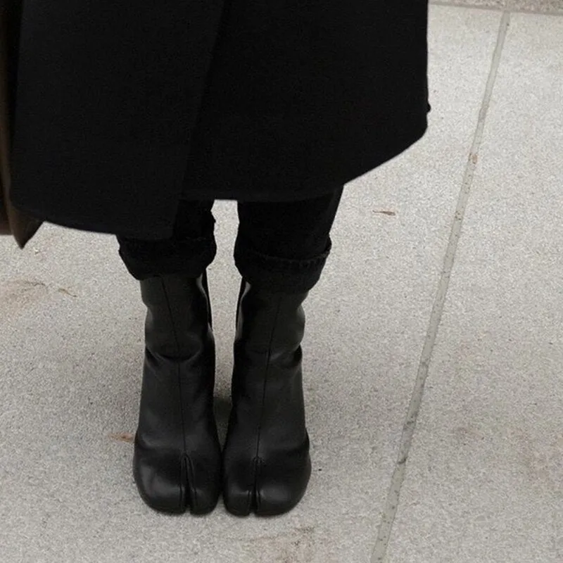 Fashion Split Toe Women Boots