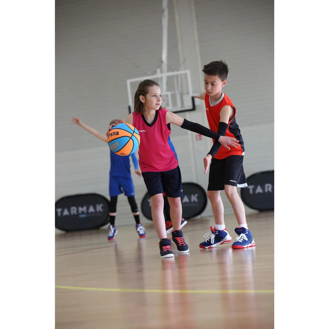 Kids' Size 5 (Up to 10 Years) Basketball Wizzy - Blue/Pink.