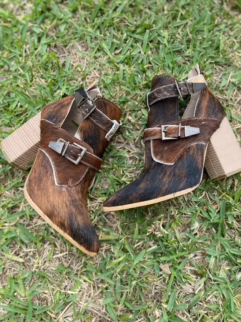 MATT Cowhair Boot - Wholesale