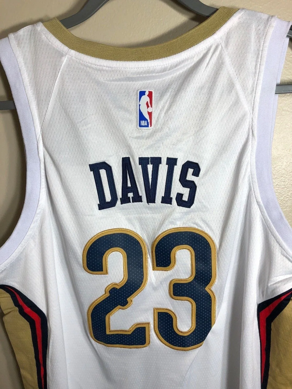 Men 23 Anthony Davis Jersey White New Orleans Pelicans Swingman Fanatics