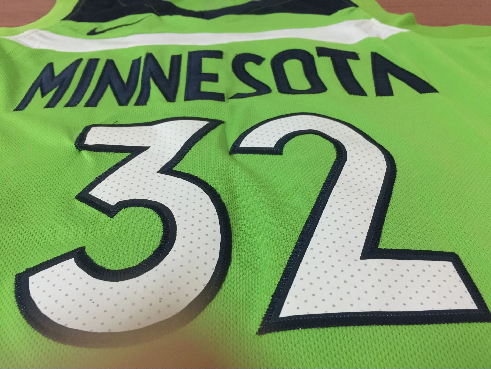 Men 32 Karl Anthony Towns Jersey Green Minnesota Timberwolves Fanatics