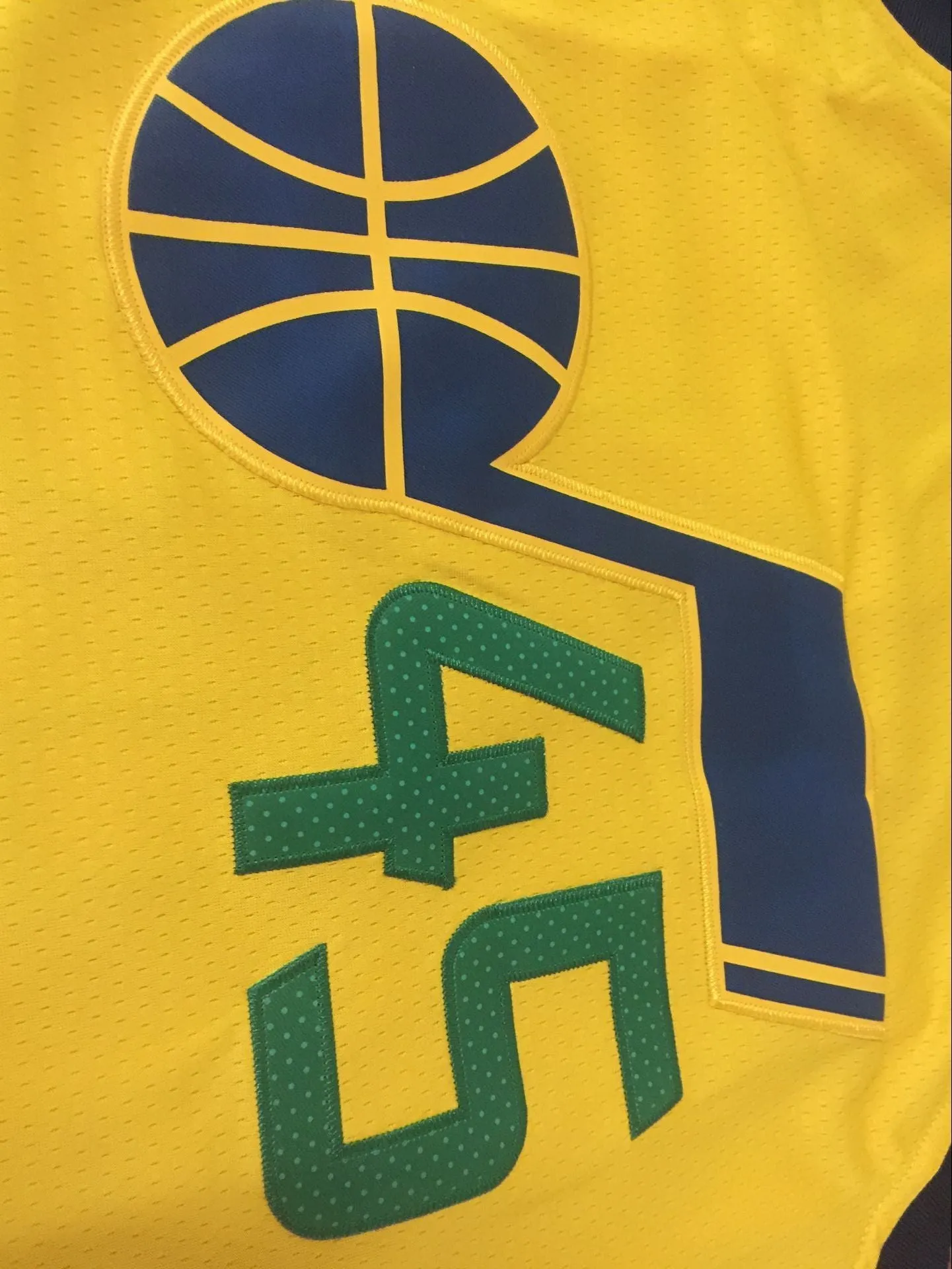 Men 45 Donovan Mitchell Utah Jazz Jersey Yellow Swingman Fanatics