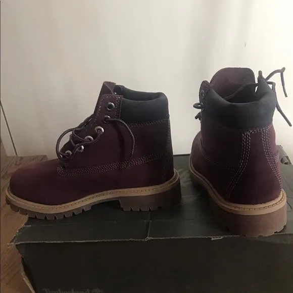New Girls Timberland burgundy boots, size 13 Youth