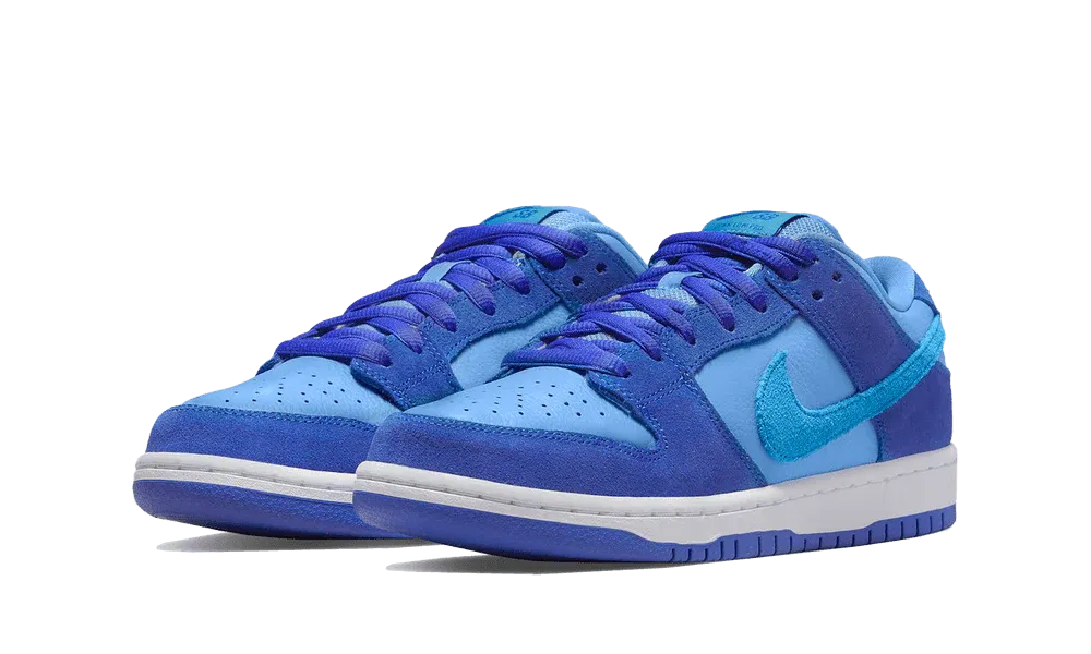 Nike SB Dunk Low Blue Raspberry
