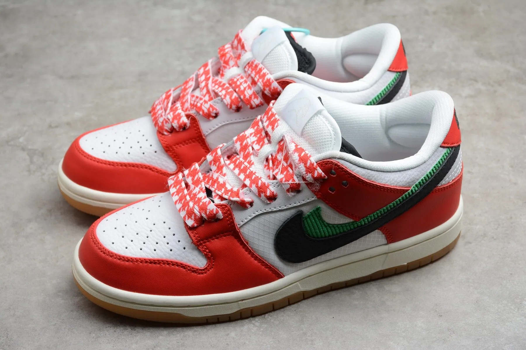 Nike SB Dunk Low Frame Skate Habib