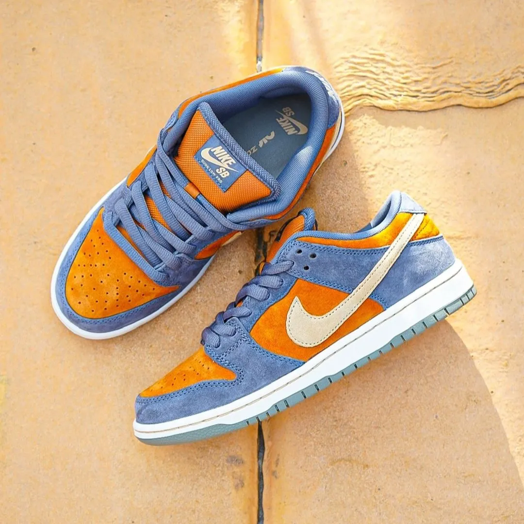 Nike SB Dunk Low Light Carbon Monarch