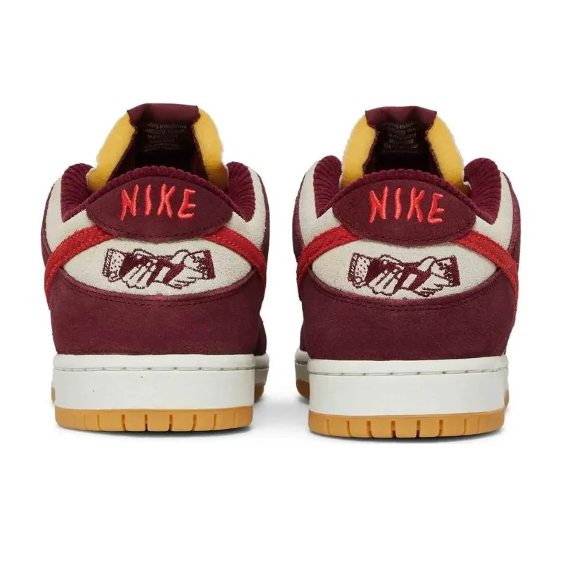 Nike SB Dunk Low Skate Like a Girl