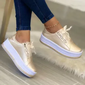 Retro Chic™ | Women's Retro Sneakers | Canvas Upper, Lace-Up Design & Cushioned Insole