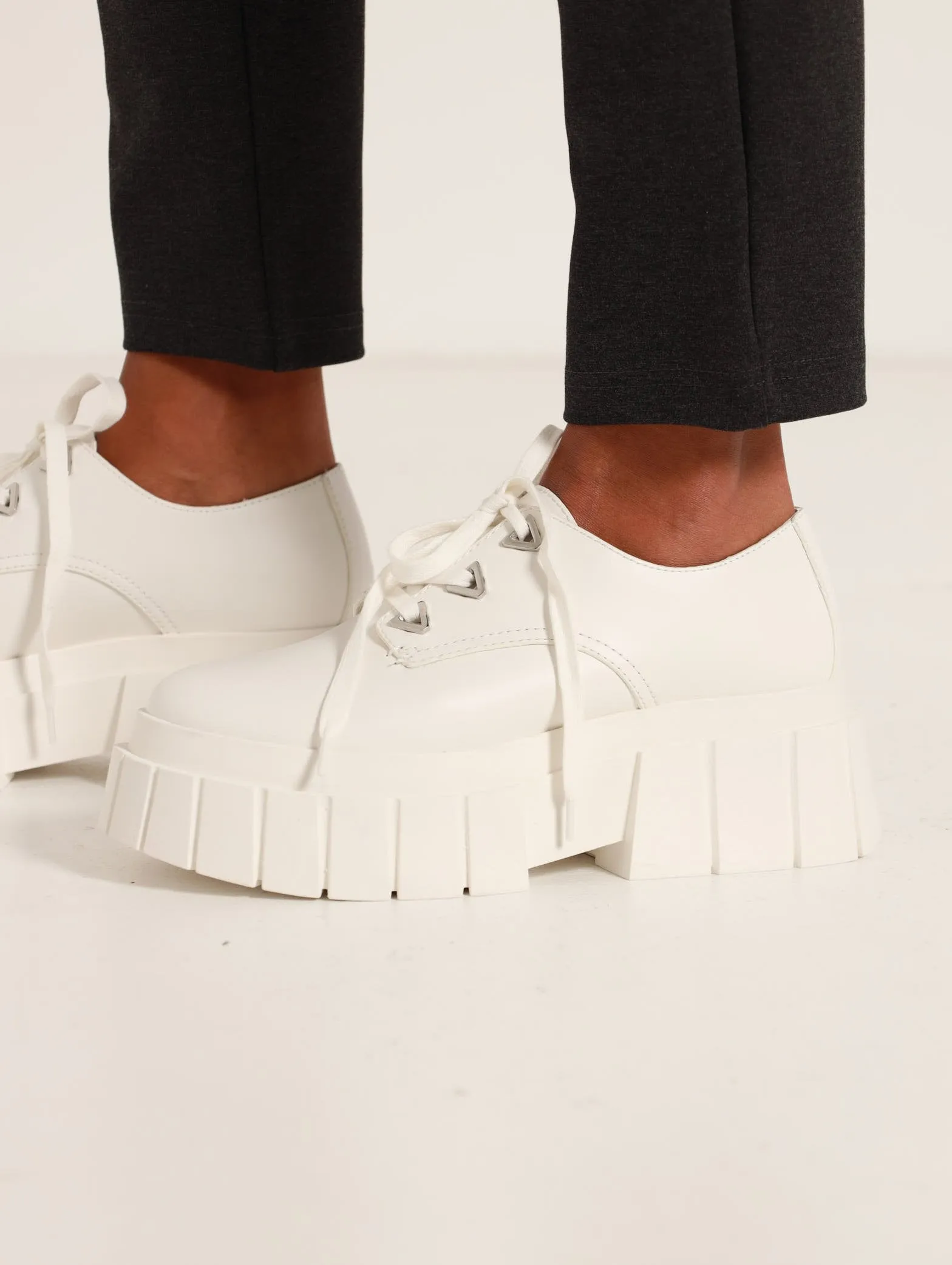 Shae Chunky Oxford Shoe - White