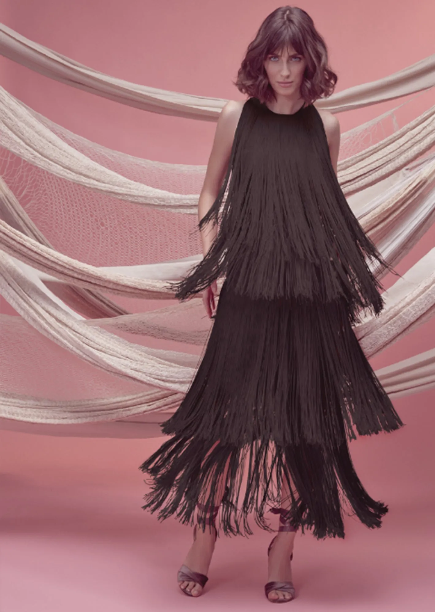 SOL DRESS IN BLACK