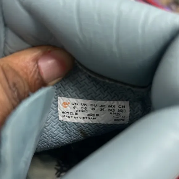 Timberland Boots , baby blue‎ with silver hardware