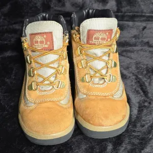 Timberland Kids SIZE‎ 12.5 ~Field Scuff Proof Boots Wheat 15745 !