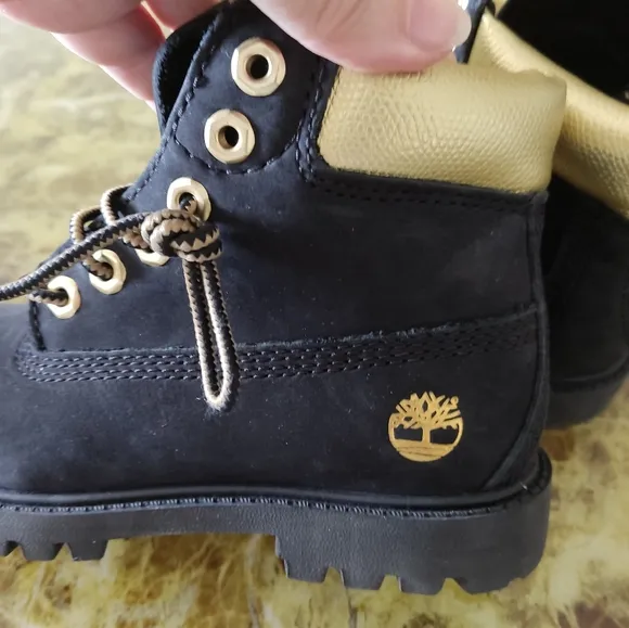 Timberland Limited Edition Toddlers Boys Boots 6” Size 12