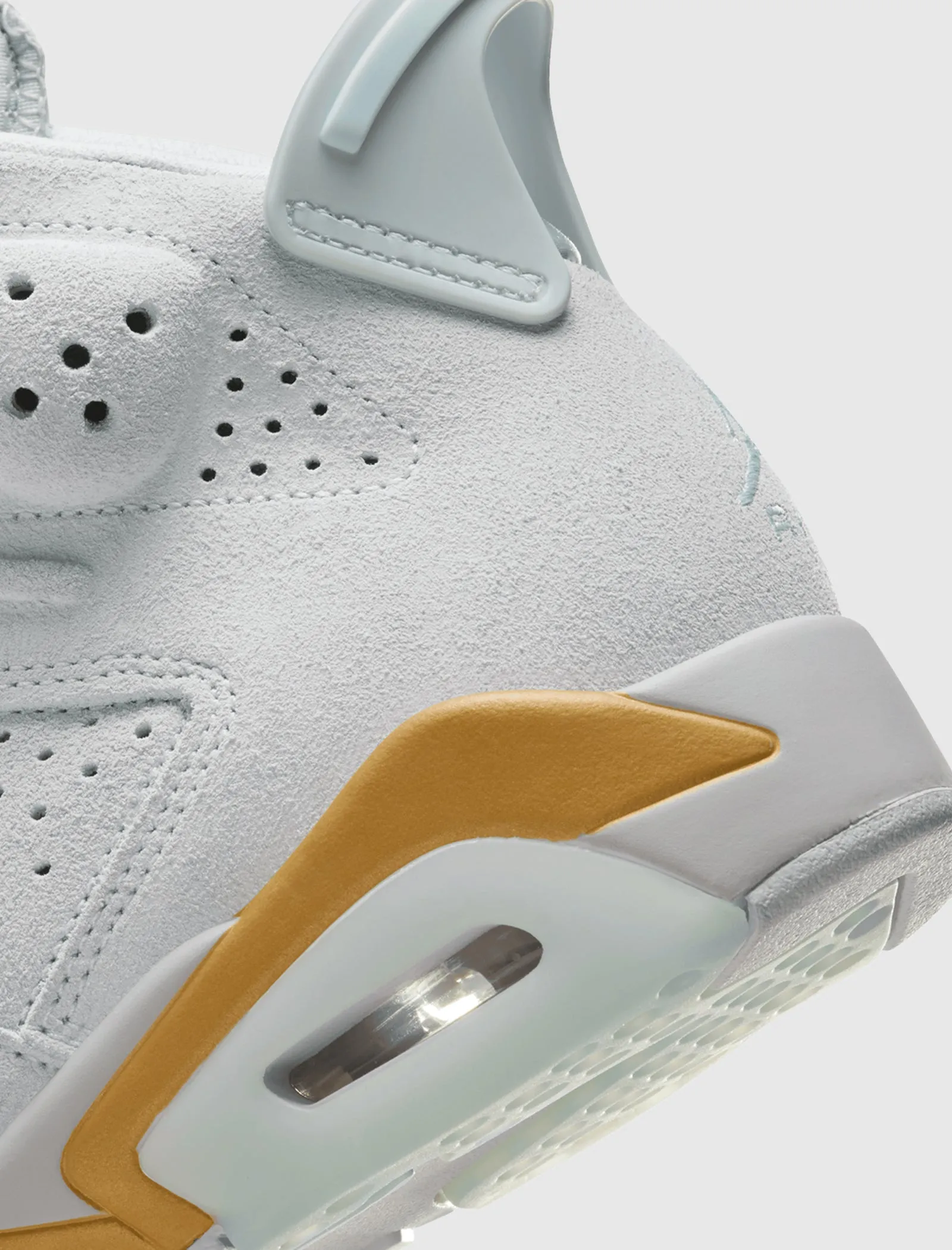 WOMEN'S AIR JORDAN 6 RETRO "PURE PLATINUM/GLACIER BLUE/ METALLIC GOLD"