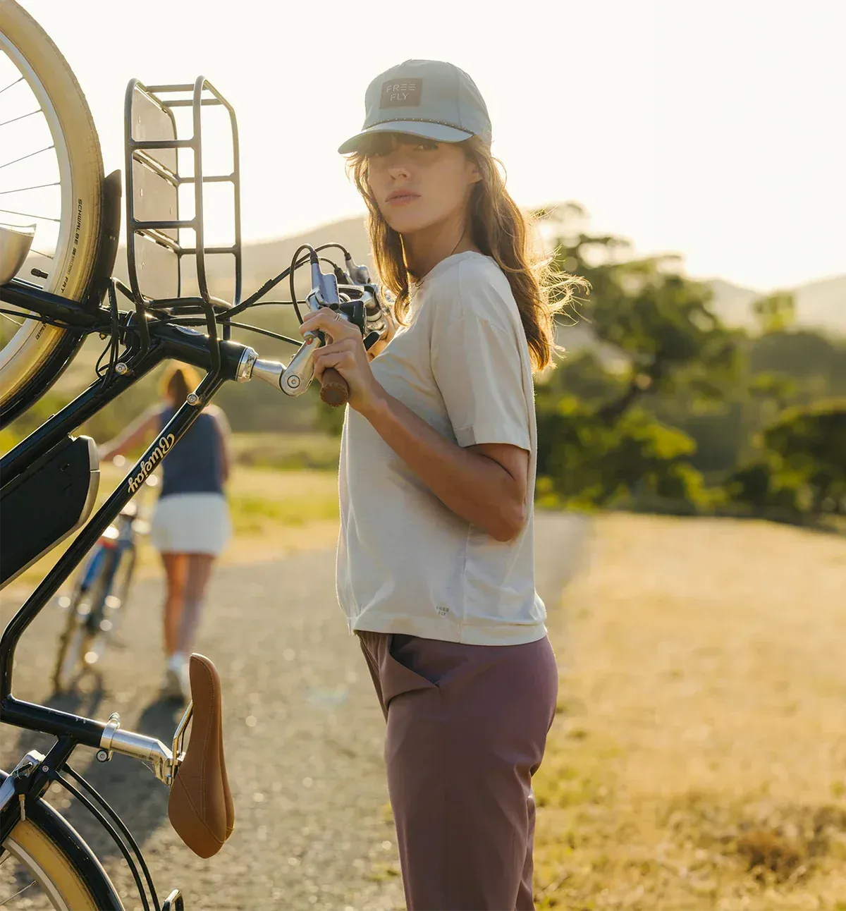 WOMEN'S FREE FLY PULL-ON BREEZE JOGGER | STORM CLOUD