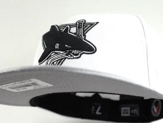 Worcester Sharks New Era 59FIFTY Fitted Hat (AIR JORDAN RETRO 5 METALLIC)